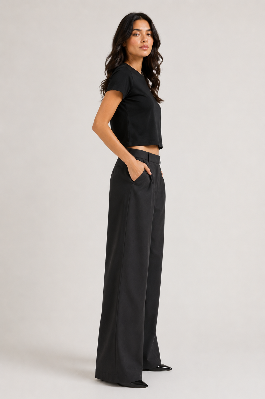 Slim Ribbed Tee